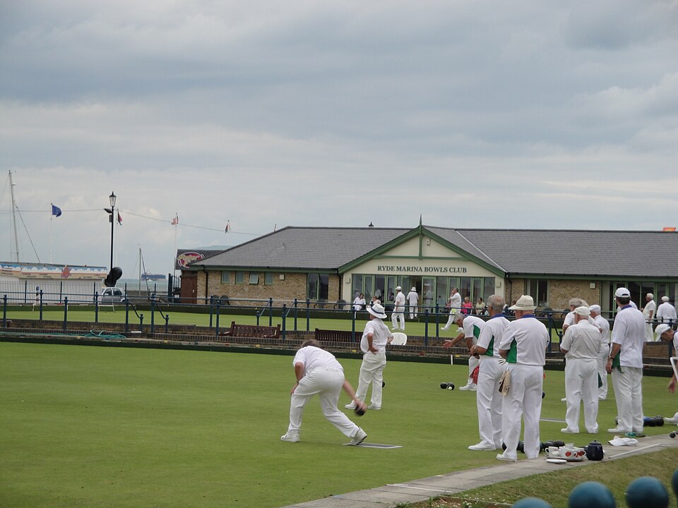 Illustration: Essential Lawn Bowls Etiquette Rules