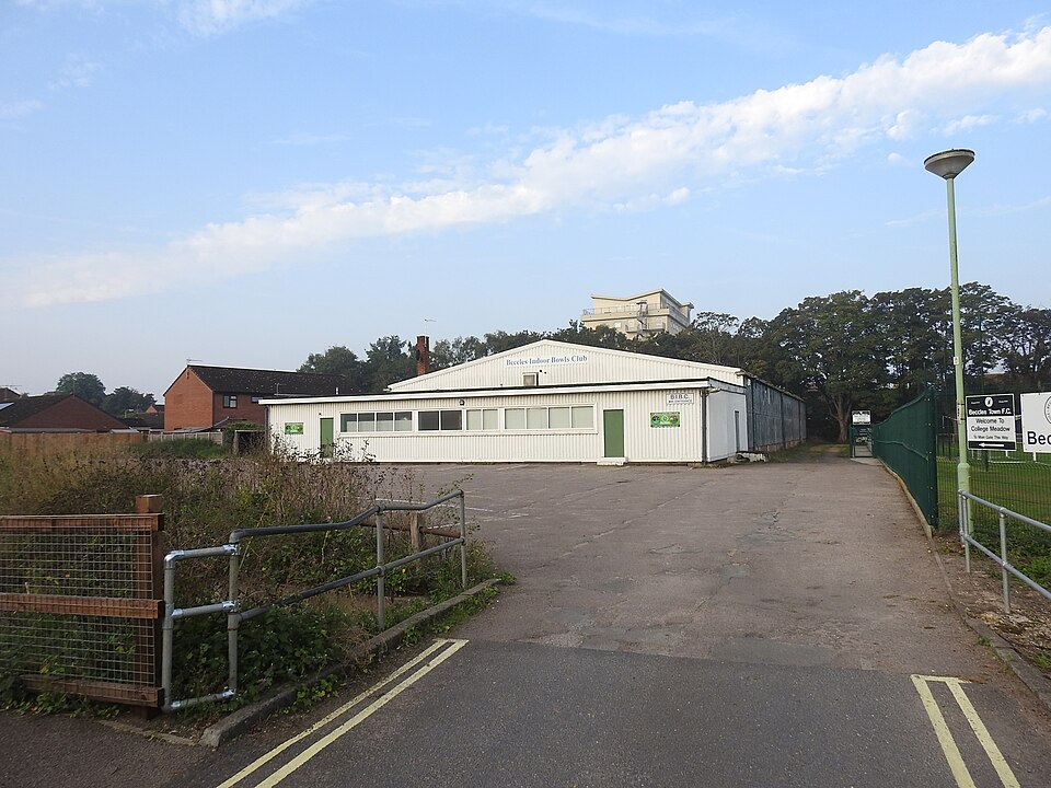 Illustration: How to Find Indoor Bowls Clubs Near You