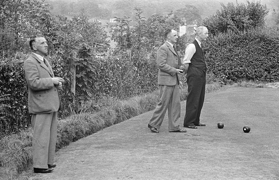 Illustration: Tournament Registration and Eligibility: How to Enter PBA Events